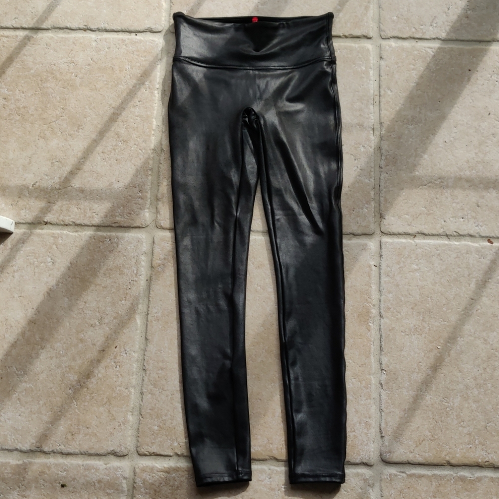 SPANX Faux Leather Leggings Size S Great Condition